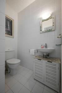 Villas LA VILLA avec vue panoramique sur la Mer - Parking prive - Jacuzzi : photos des chambres