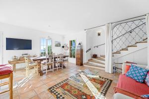 Villas LA VILLA avec vue panoramique sur la Mer - Parking prive - Jacuzzi : photos des chambres