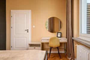 Oldtown Parkview Apartment