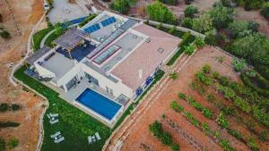 Mercedes Country House - 法鲁