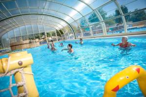Campings Camping 4 etoiles - Parc aquatique - eeiaei : photos des chambres