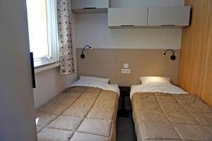 Campings Camping 4 etoiles - Parc aquatique - eeiaei : photos des chambres