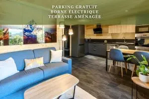 Au P'tit Randonneur - Parking Terrasse - CLG Savoie - 圣皮埃尔－达尔比尼