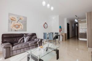 Cosy apartment 2BED in Paceville by Homely