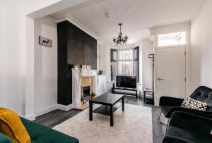2 Bed House Close to Liverpool & Everton Stadiums