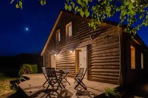 Siedlisko Wiłkupie, Dom nad stawem - Poshirvinty