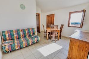 Apartments with common swimming-pool and outdoor private area in Badesi