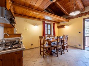 Apartment Casa del Ponte-3 by Interhome