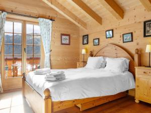 Chalet Godfrey by Interhome