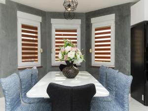 Holiday Home Six Brothers by Interhome