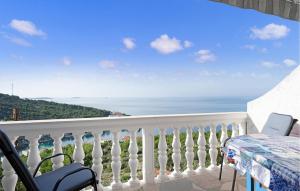 1 Bedroom Lovely Apartment In Primosten