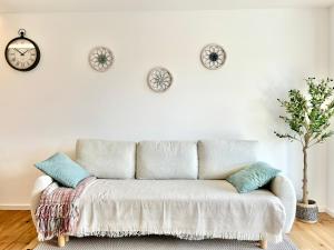 Snug Stays 5 - Design Apartment mit Sonnenbalkon, ruhig, zentral