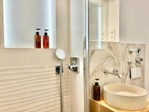 Snug Stays 5 - Design Apartment mit Sonnenbalkon, ruhig, zentral