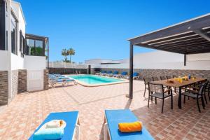 Villa Alvaro Dos by Villa Plus