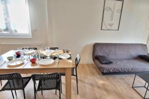 Maisons de vacances Maison a Aurillac - 3 chambres - Arrivee autonome : photos des chambres