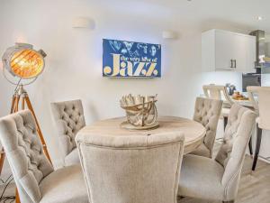 3 Bed in Shanklin 92052