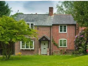 Luxury cottage in the heart of The New Forest - Minstead