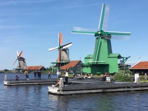 Stay overnight at Windmill Village Zaanse Schans - Amsterdam