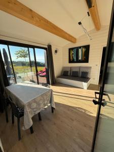 Ermitage Saint Quinis - le Ponant, maison en bois eco ondes