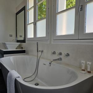 B&B / Chambres d'hotes Clos des Jacobins (Grand Cru Classe) : photos des chambres