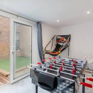 Cosy & Stylish Two Bed Apartment