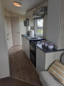 PerranporthCaravan 2bedroom Tv GasFire