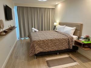 OCEAN FRONT luxury hotel room "Pacific Point"