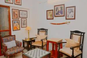 Forest Nook Charming Mountain view 2bhk - Bilsanda