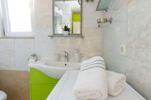 Holiday house Rogoznica 
