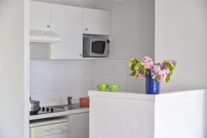 Appart'hotels Vacanceole - Domaine de Saint Orens : Three bedroom duplex apartment for 8 persons