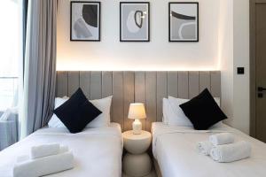 Lux Apartment with huge private Lounge I Burj & Canal View