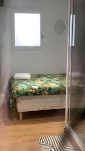 2BR 2 bathroom Geneva Tram 17