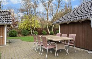 Awesome Home In Ulfborg With Kitchen