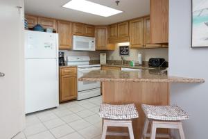 Phoenix III 3086 by Vacation Homes Collection