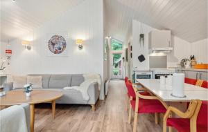 2 Bedroom Beautiful Home In Herning