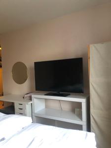 Kemi city center 2 room FREE PRIVATE PARKING with heating plug