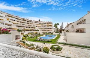 Casa Fina Marbella Urb El Dorado