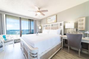 Seaside Beach & Racquet 4708 by Vacation Homes Collection