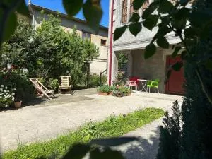 Maryams Guesthouse - Napʼoshtu