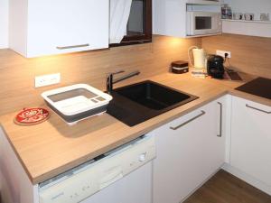 Grand studio au coeur de la station, 4 pers, skis aux pieds - FR-1-322-308