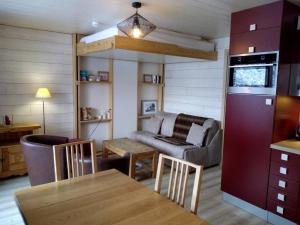Appartement cosy avec accès direct aux pistes, proche Lac de Tueda - FR-1-355-156