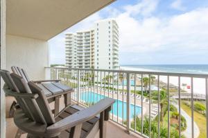 Seaside Beach & Racquet 4507 by Vacation Homes Collection