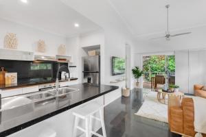 Wallaby Outlook The Perfect Family Escape