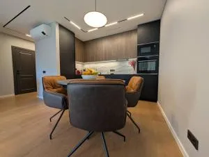 Riverside Retreat Near City - Grigiškės