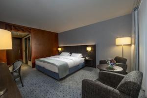 Classic Double Room room in Maritim Hotel Bremen