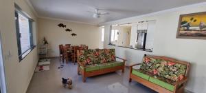 Casa aconchegante e arejada, a 50 metros da praia