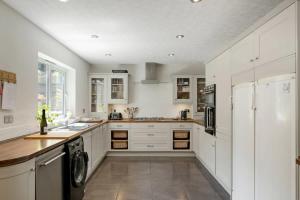 Spacious House & Garden in Ilfracombe