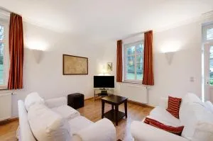 Gut Rattelvitz - Parterre Ost - Gingst