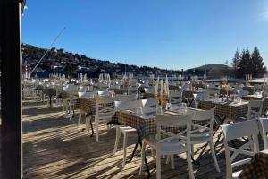 Maisons de vacances La Fleche 2 - Chalet Standing - Jacuzzi Privatif : photos des chambres