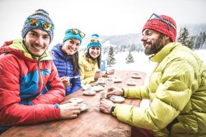 Maisons de vacances La Fleche 2 - Chalet Standing - Jacuzzi Privatif : photos des chambres